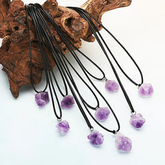 Natural Amethyst Irregular Rough Stone Pendant Clavicle Transparent Quartz Lady Fashion Jewelry Healing Lucky Necklace Gift