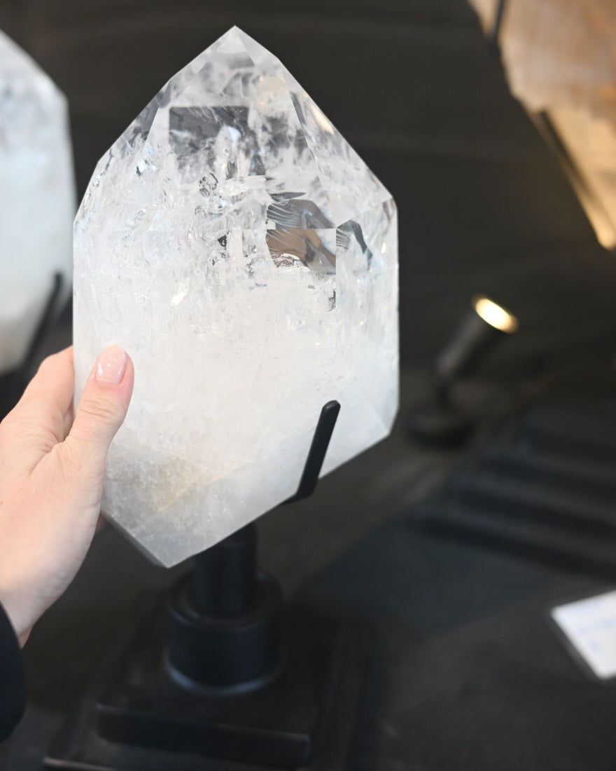 XL Clear Quartz Form on Spinning Stand 7lbs