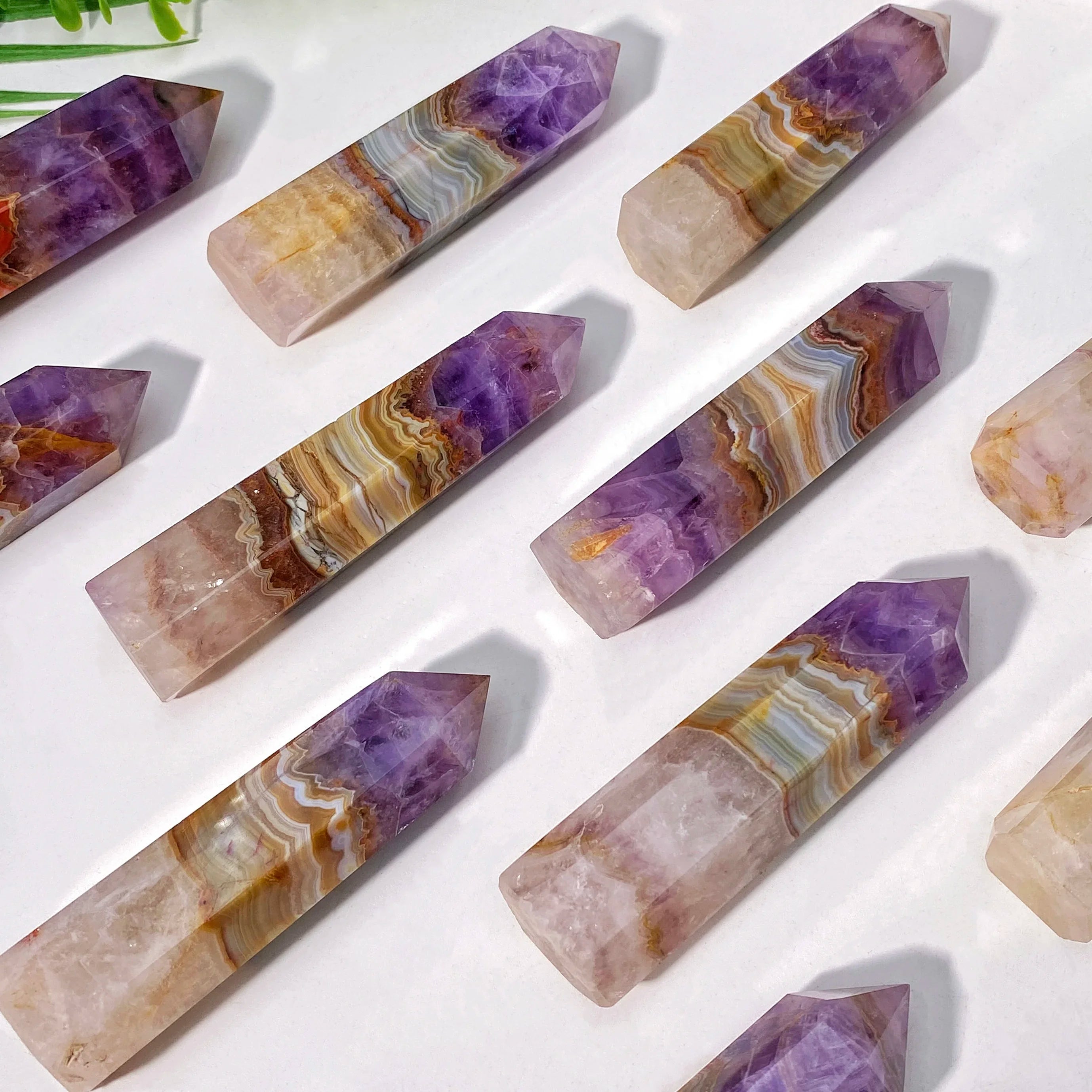 1PC Random High Quality Amethyst Agate Point Natural Crystal Point, Scene decoration, Desktop decoration, Crystal Ornaments.